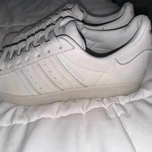 Men’s adidas off white Sneakers